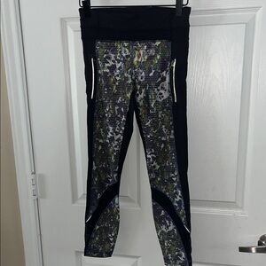 FINAL PRICE Lululemon Athletica Camo Print Joggers with Black Accents